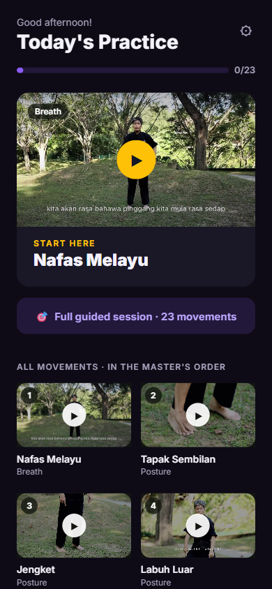 Senaman Tua app library screen with 23 videos in a grid